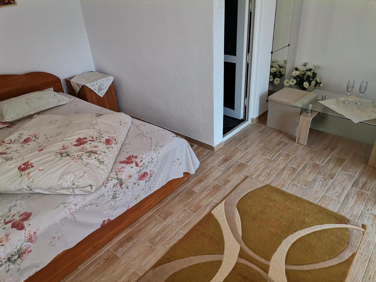 בית הארחה בראן 	Casa Georgeta מראה חיצוני תמונה